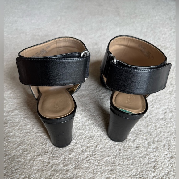 Naturalizer Black Open-Toe Heels - Picture 4 of 7